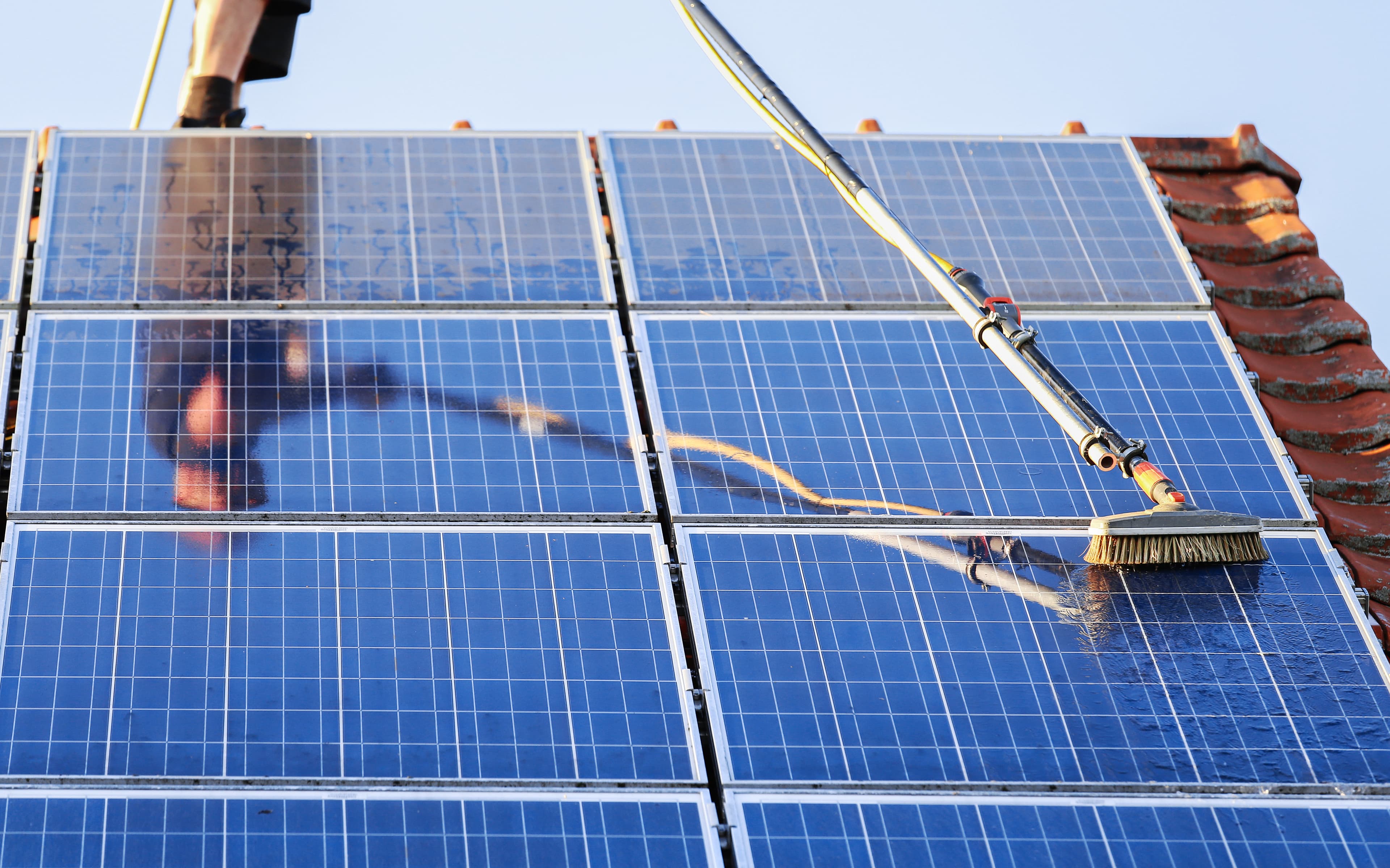 Window & Solar Cleaning business